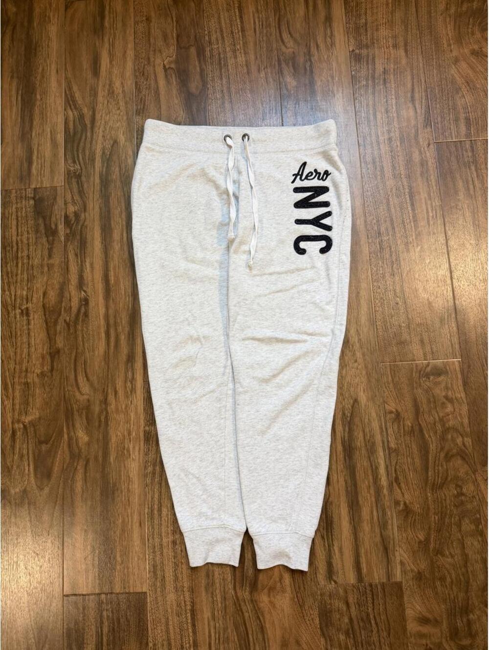Y2K Aeropostale NYC Sweatpants Size Medium